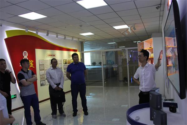 ¾Å´Î·½Ïòµ¼¿¼²ìÒÚÍò28µçÉÌ2.jpg ¾Å´Î·½Ïòµ¼¿¼²ìÒÚÍò28µçÉÌ2.jpg