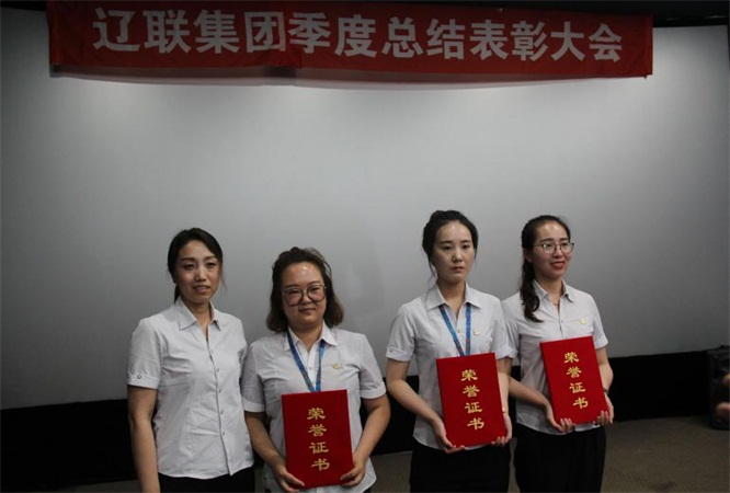 ¡°ÎÒÓëÒÚÍò28Ò»ÆðÉú³¤¡±Èý?°ËÓн±Õ÷ÎĶþµÈ½±.jpg ¡°ÎÒÓëÒÚÍò28Ò»ÆðÉú³¤¡±Èý?°ËÓн±Õ÷ÎĶþµÈ½±.jpg