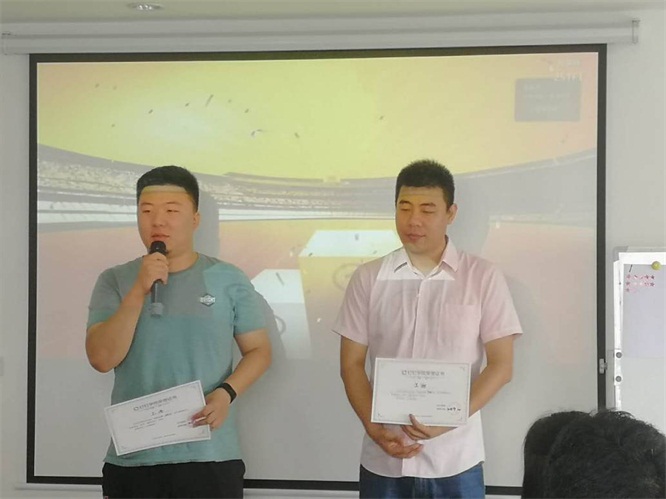 MVPѧԱÍõºÆÓëÎâ±ó½ÒÏþ»ñ½±¸ÐÑÔ.jpg MVPѧԱÍõºÆÓëÎâ±ó½ÒÏþ»ñ½±¸ÐÑÔ.jpg