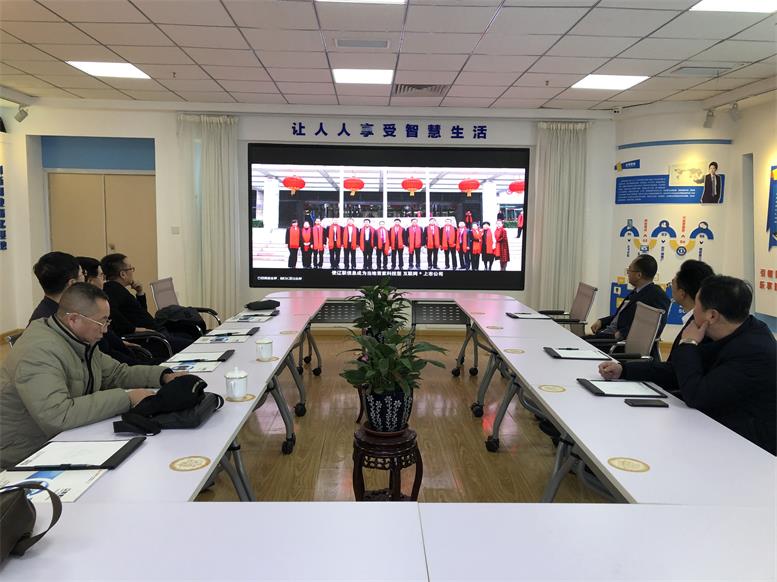 付区长一行听取项目情形先容.jpg 付区长一行听取项目情形先容.jpg