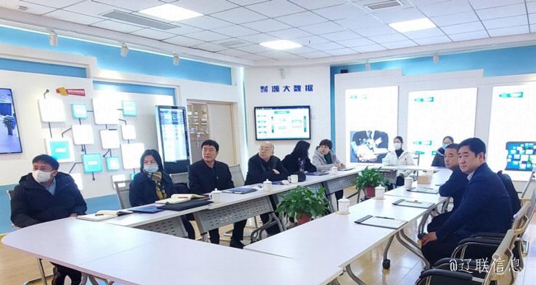 市人大常委会副主任、市总工会主席孙仲实莅临亿万28信息走访调研2.jpg 市人大常委会副主任、市总工会主席孙仲实莅临亿万28信息走访调研2.jpg